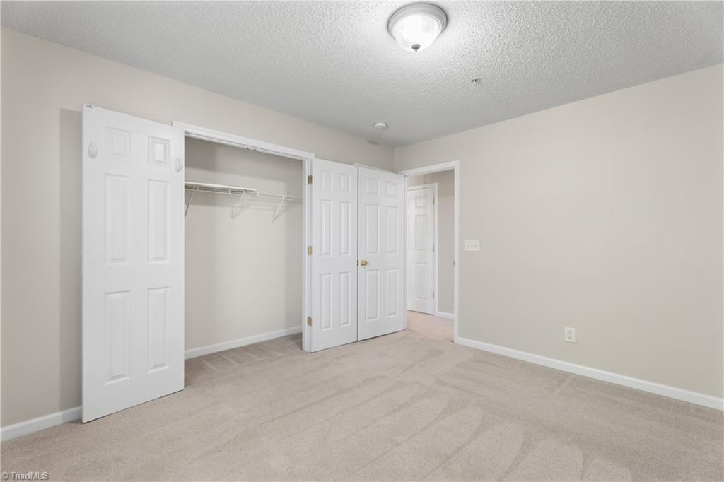 Winston-Salem, North Carolina 27127, United States, 2 Bedrooms Bedrooms, ,2 BathroomsBathrooms,Residential,Active,221548