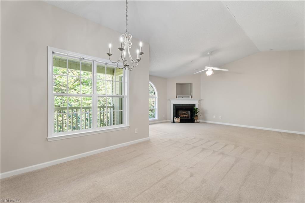 Winston-Salem, North Carolina 27127, United States, 2 Bedrooms Bedrooms, ,2 BathroomsBathrooms,Residential,Active,221548