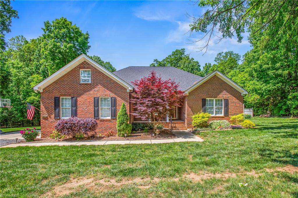 5222 Appomattox Road, Pleasant Garden, North Carolina image 1