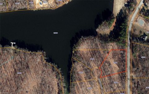 Vacant Land For Sale - 8018 Duck Pond Court<br/> Browns Summit, NC 27214