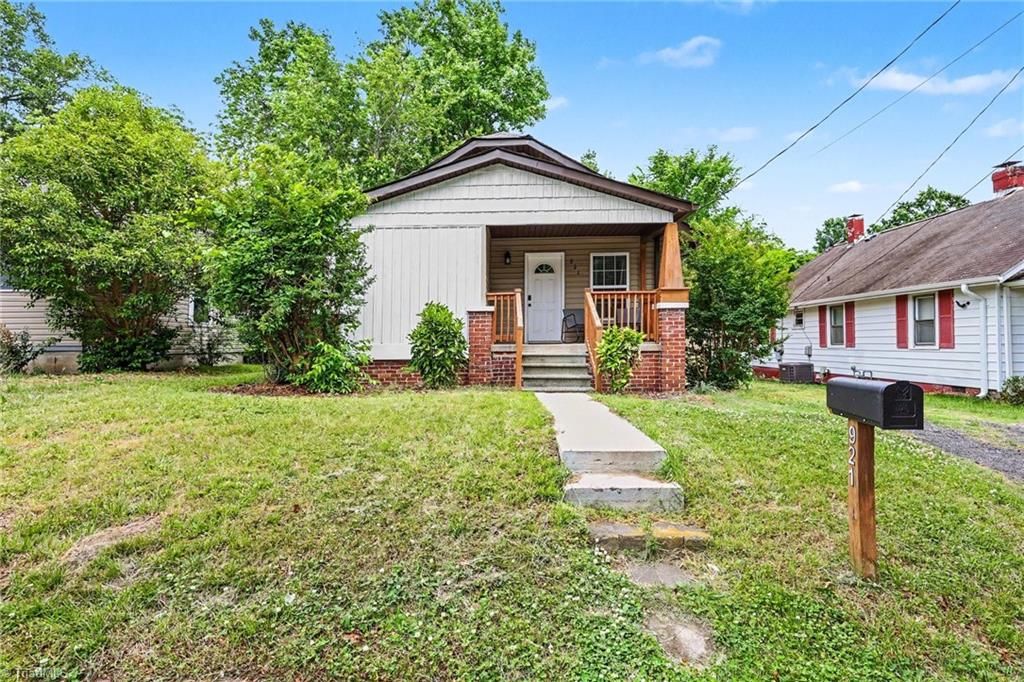 Photo of 921 Pichard Street, Greensboro, NC 27401 (MLS # 1218975)