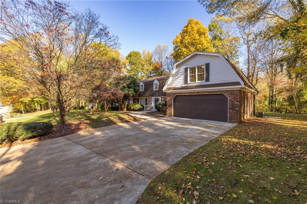 Greensboro, North Carolina 27410, United States, 5 Bedrooms Bedrooms, ,4 BathroomsBathrooms,Residential,Active,240083