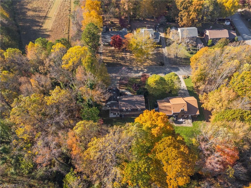 Greensboro, North Carolina 27410, United States, 5 Bedrooms Bedrooms, ,4 BathroomsBathrooms,Residential,Active,240083