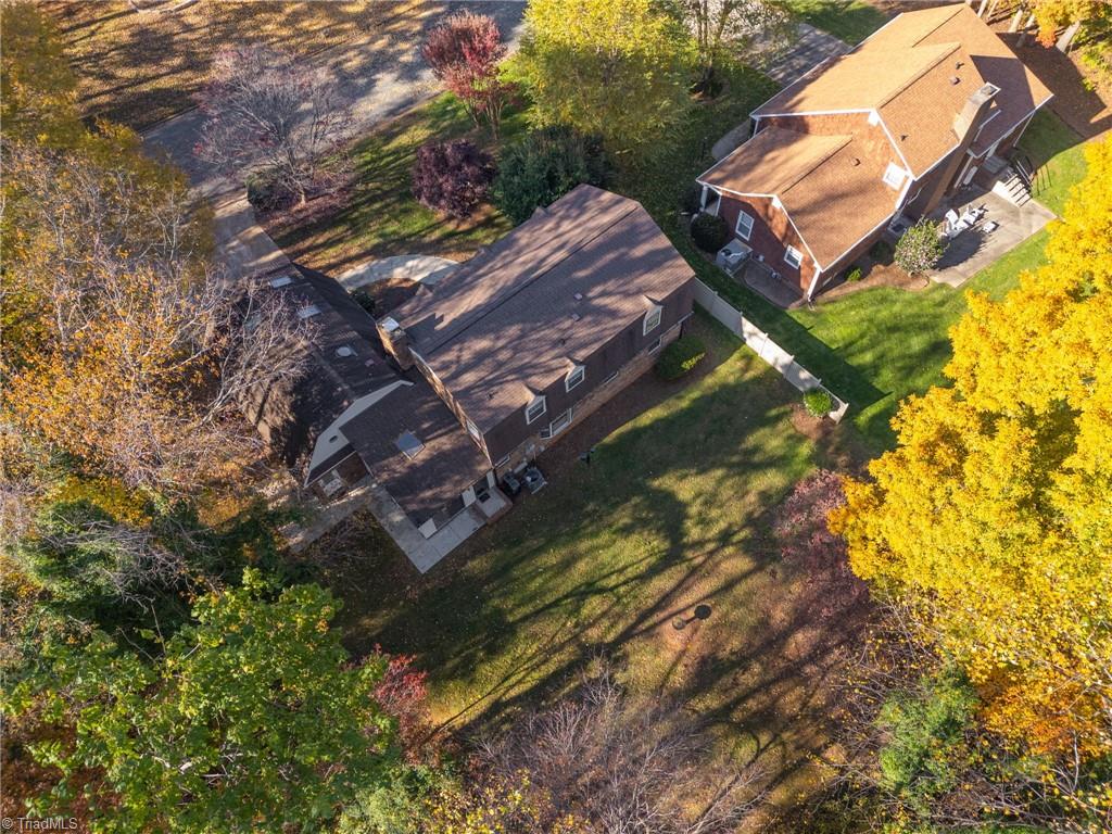 Greensboro, North Carolina 27410, United States, 5 Bedrooms Bedrooms, ,4 BathroomsBathrooms,Residential,Active,240083