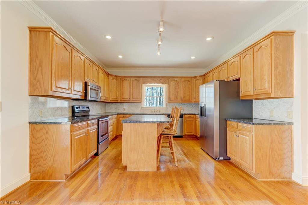 281 Penn Lake Drive, Reidsville, North Carolina image 17