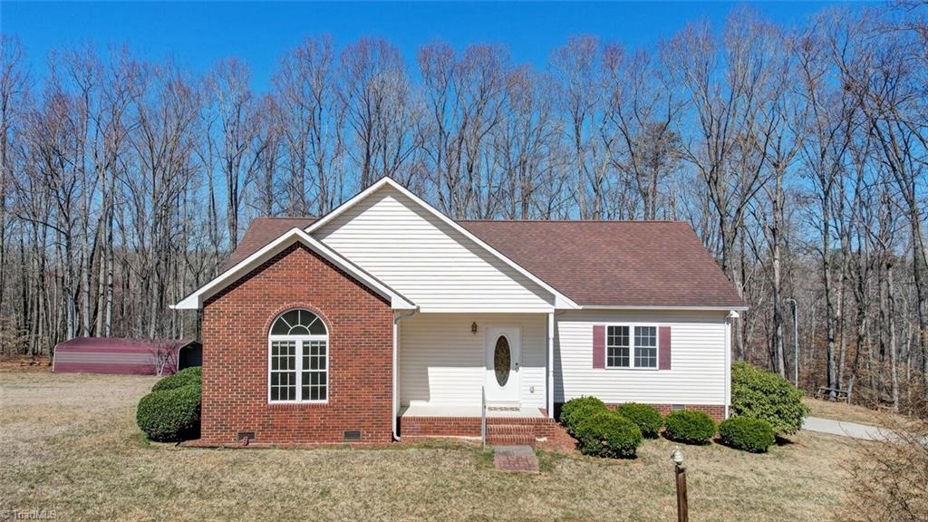 281 Penn Lake Drive, Reidsville, North Carolina image 2