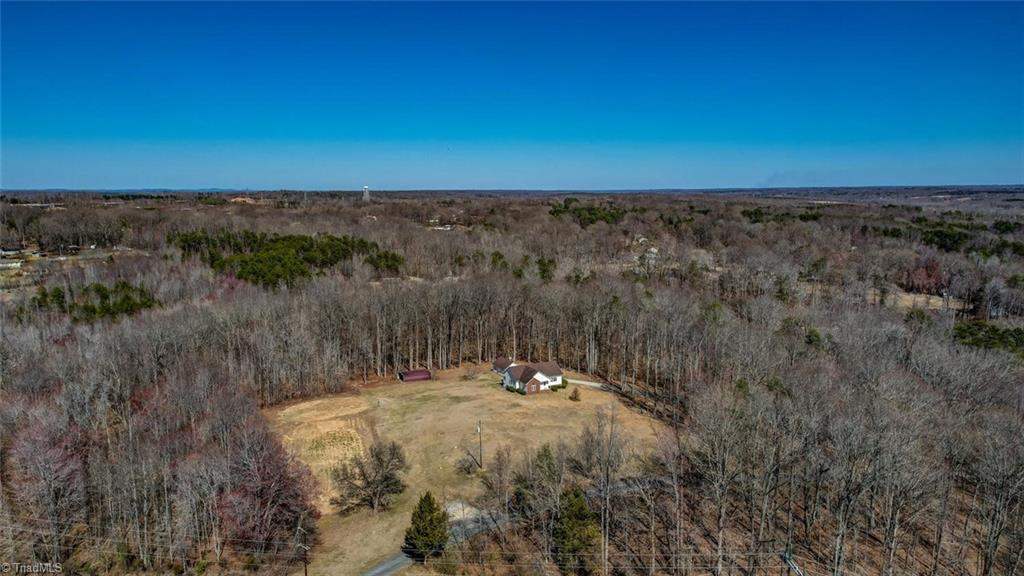 281 Penn Lake Drive, Reidsville, North Carolina image 4