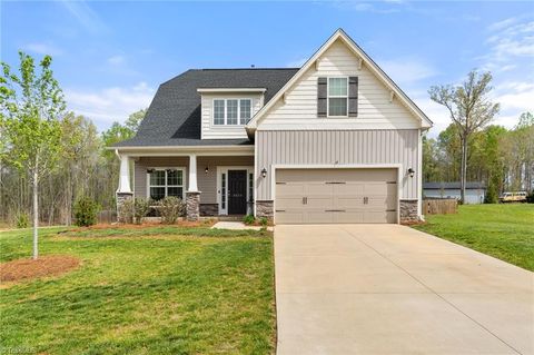 8629 Stone Valley Drive Clemmons NC 27012