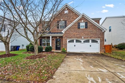 1570 Country Lane Kernersville NC 27284
