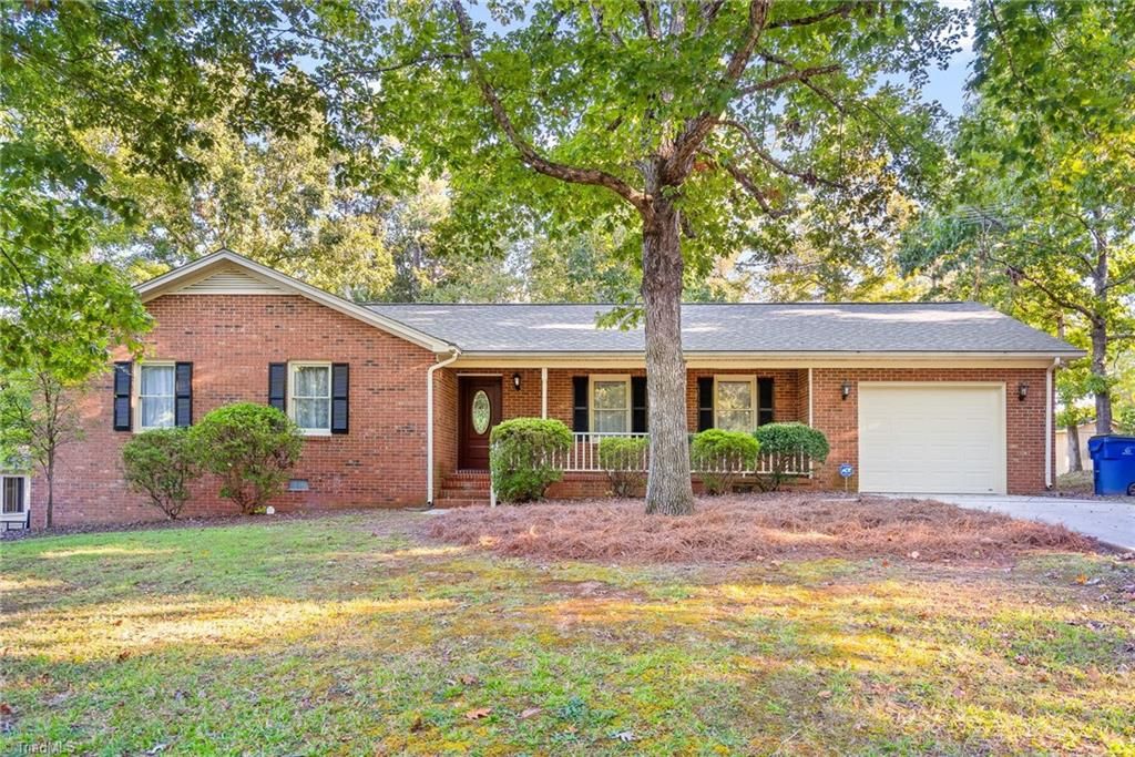 Photo of 552 Woodland Drive, Graham, NC 27253 (MLS # 1216056)