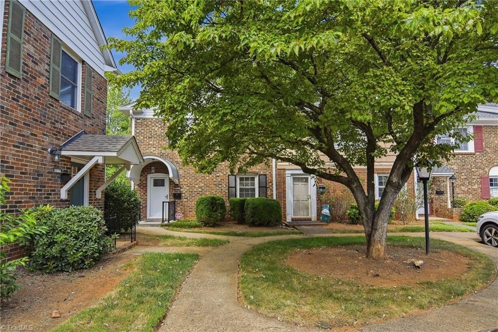 Photo of 2902 Saint Marks Road #H, Winston-Salem, NC 27103 (MLS # 1235659)