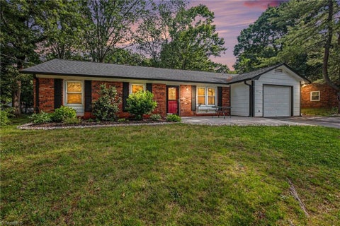 Homes For Sale - 314 Mountainbrook Drive<br/> King, NC 27021