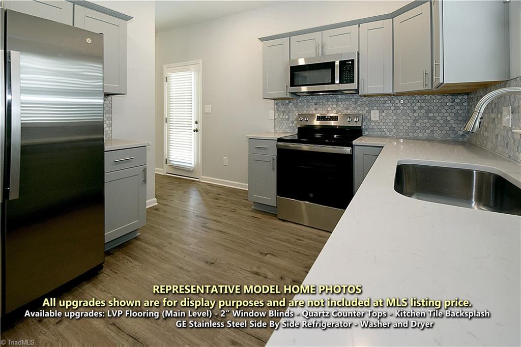 Greensboro, North Carolina 27405, United States, 3 Bedrooms Bedrooms, ,3 BathroomsBathrooms,Residential,Active,181905