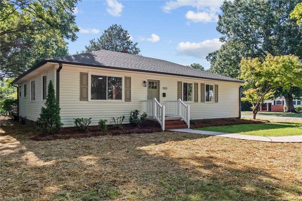 Photo of 1023 Cliff Road, Asheboro, NC 27203 (MLS # 1230680)