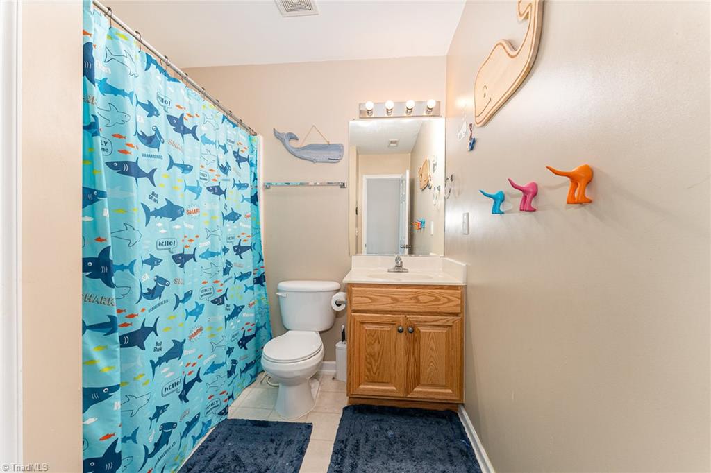 4108 Pepperbush Drive, Greensboro, North Carolina image 18
