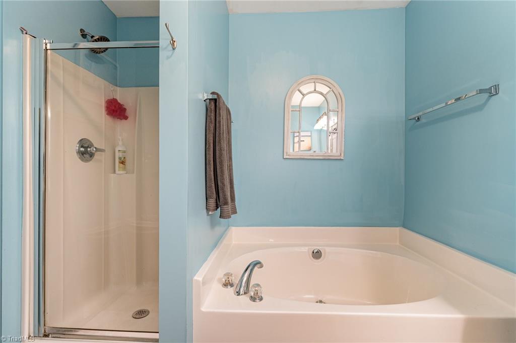 4108 Pepperbush Drive, Greensboro, North Carolina image 15