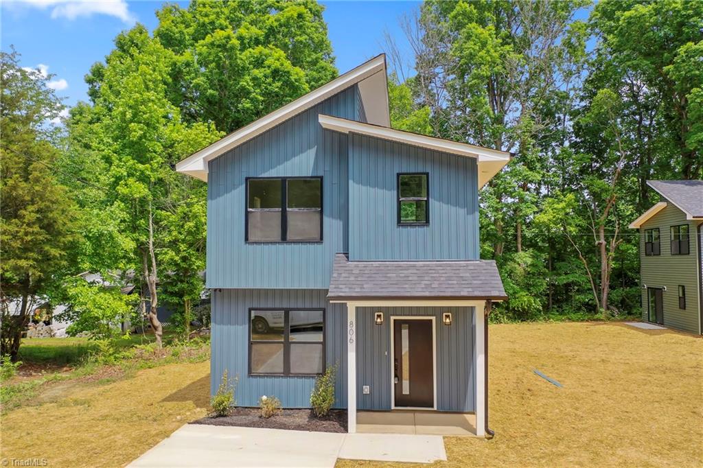 806 W Dameron Avenue, Liberty, North Carolina image 4