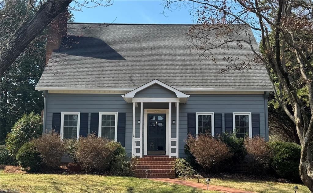 Photo of 1835 Sussex Lane, Winston-Salem, NC 27104 (MLS # 1211407)