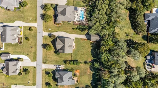 7101 English Pride Drive, photo 3 of 48