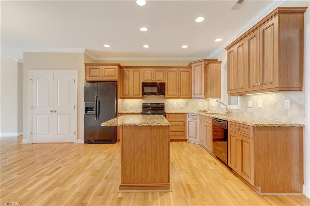 Greensboro, North Carolina 27406, United States, 3 Bedrooms Bedrooms, ,2 BathroomsBathrooms,Residential,Active,170058