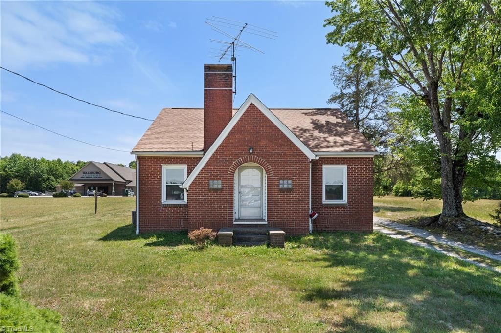 Photo of 5358 Gumtree Road, Winston-Salem, NC 27107 (MLS # 1218465)