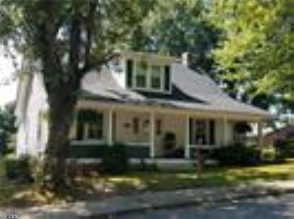 Photo of 309 Taylor Street, Mount Airy, NC 27030 (MLS # 1207798)