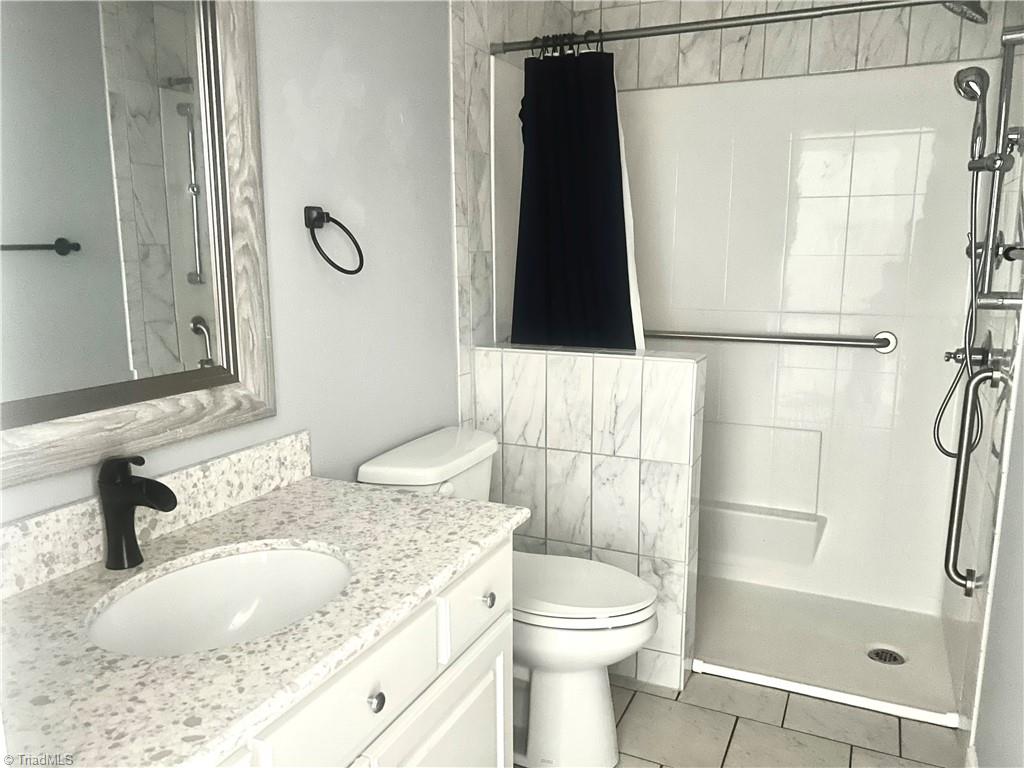 258 S Boyles Street, Pilot Mountain, North Carolina image 17