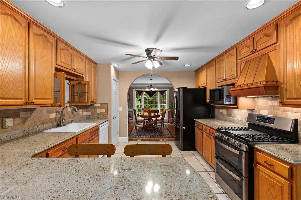 Photo of 1239 Blackberry Ridge Road, High Point, NC 27265 (MLS # 1229071)