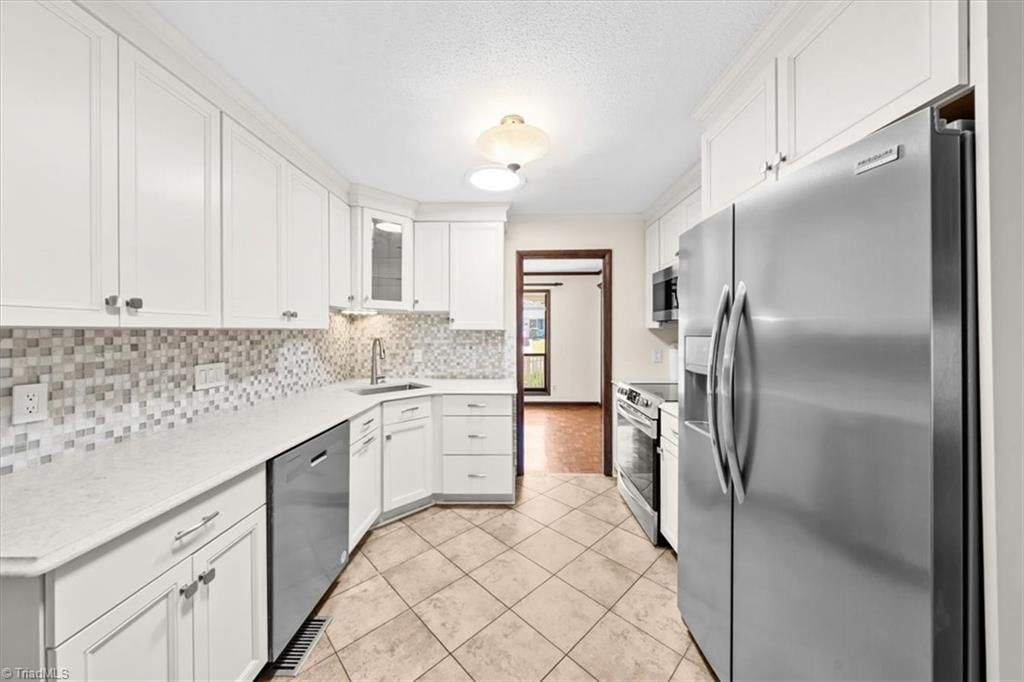 Photo of 6014 Shearwater Drive, Fayetteville, NC 28304 (MLS # 1212635)