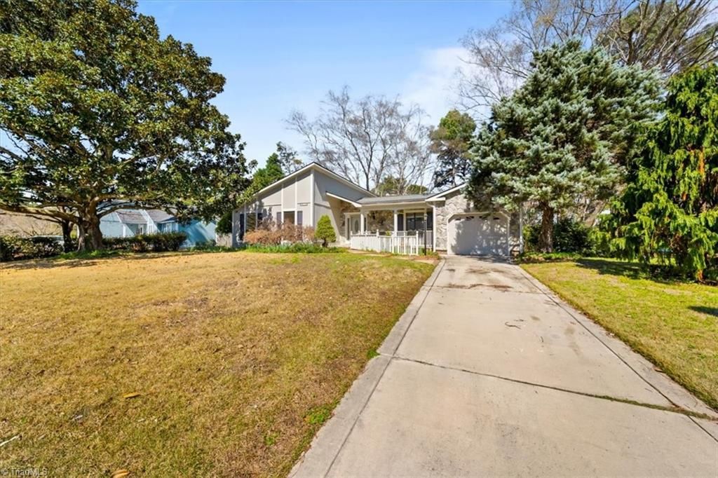 Photo of 6014 Shearwater Drive, Fayetteville, NC 28304 (MLS # 1212635)