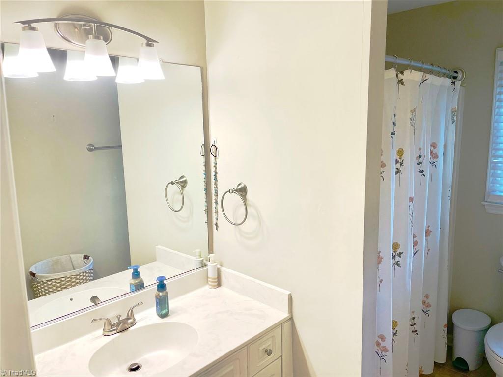 940 Huntington Run Lane, Kernersville, North Carolina image 34