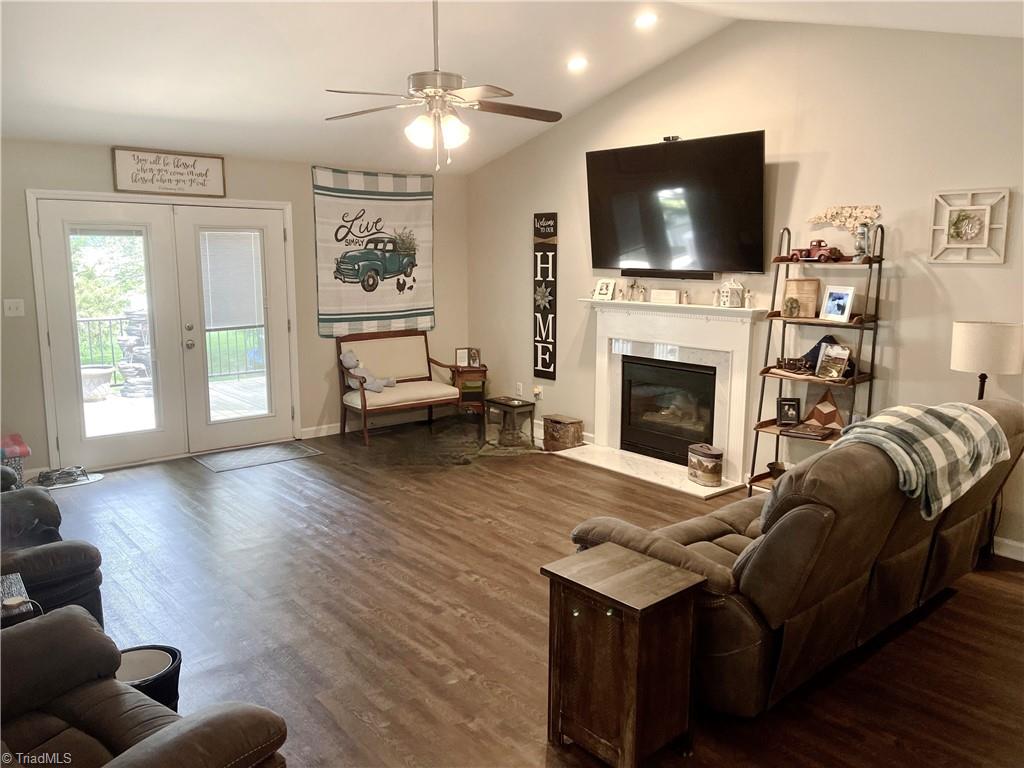 940 Huntington Run Lane, Kernersville, North Carolina image 14