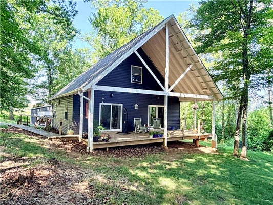 74 FOREST LN, ENNICE, NC 28623 - Image 79129d8a1e4a16bf92ecb32b1839f33f/1294052498