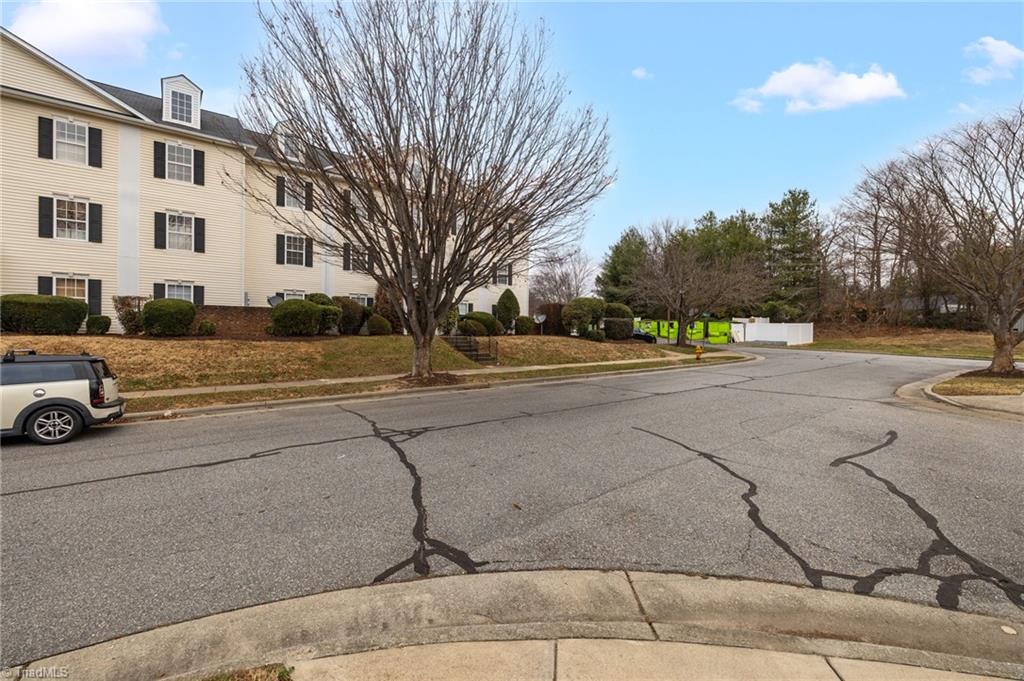 2204 Mcconnell Drive