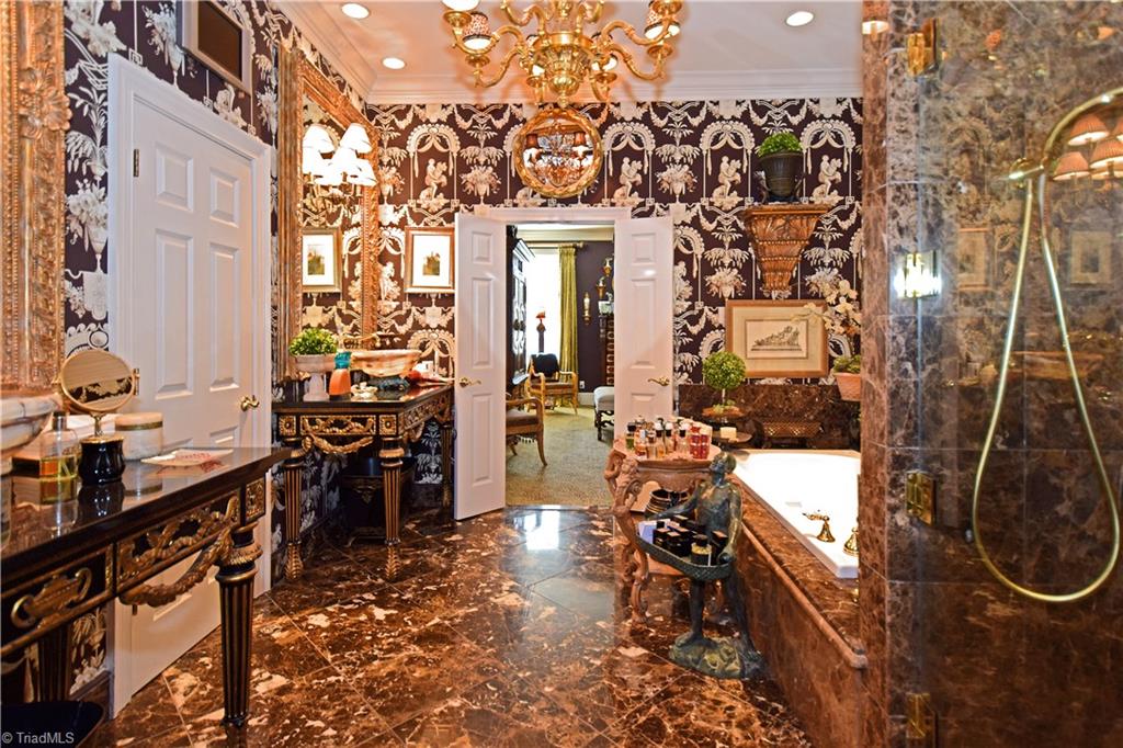 Greensboro, North Carolina 27410, United States, 5 Bedrooms Bedrooms, ,5 BathroomsBathrooms,Residential,Pending,24485