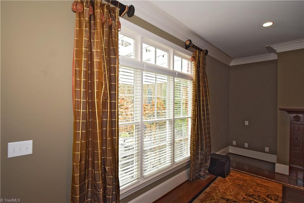 Greensboro, North Carolina 27410, United States, 5 Bedrooms Bedrooms, ,5 BathroomsBathrooms,Residential,Pending,24485