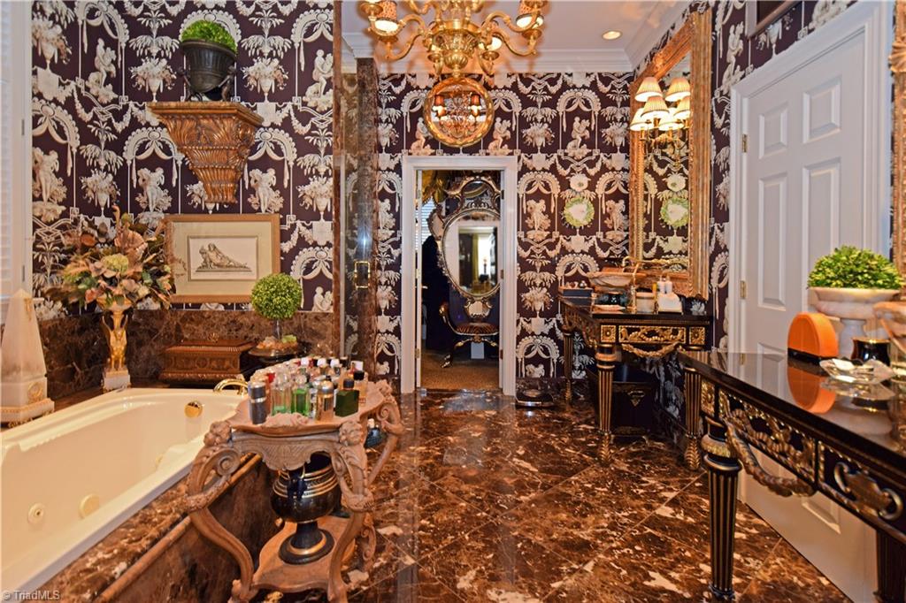 Greensboro, North Carolina 27410, United States, 5 Bedrooms Bedrooms, ,5 BathroomsBathrooms,Residential,Pending,24485