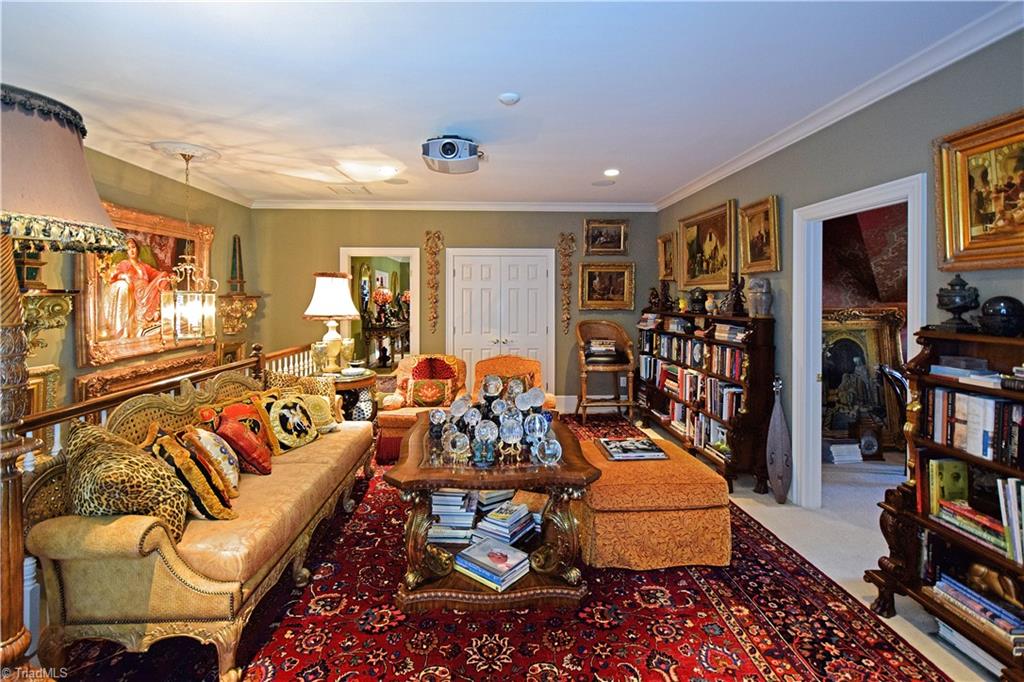 Greensboro, North Carolina 27410, United States, 5 Bedrooms Bedrooms, ,5 BathroomsBathrooms,Residential,Pending,24485