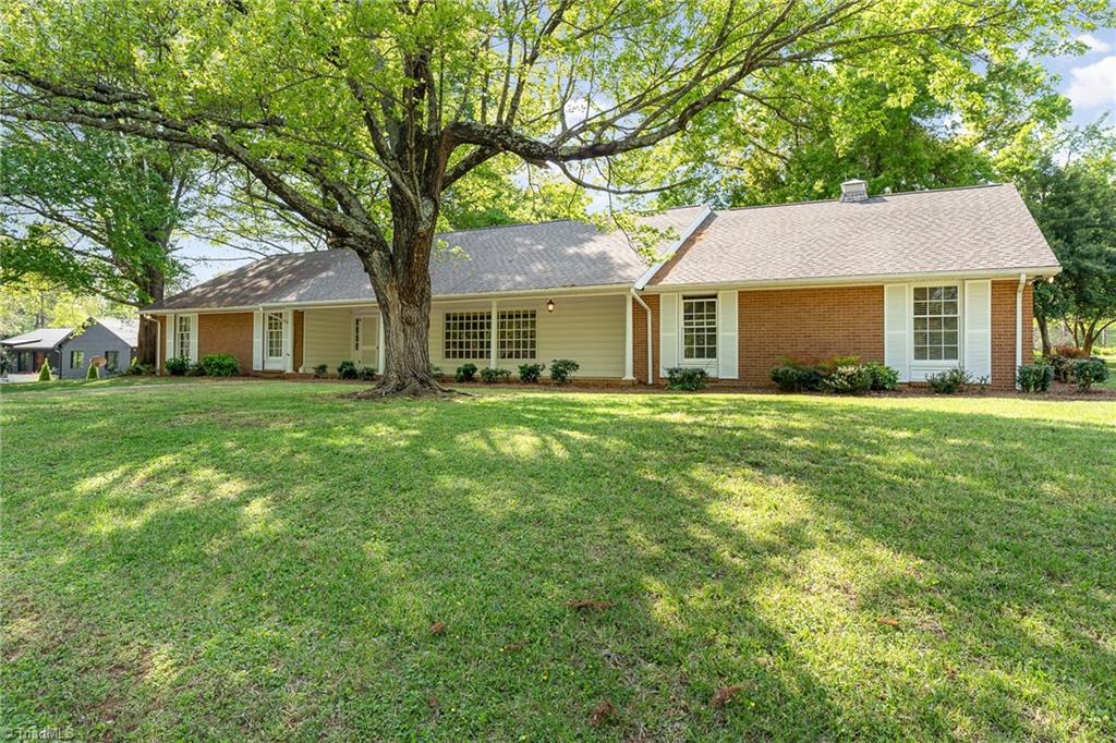 202 Harmon Court, Kernersville, North Carolina image 2