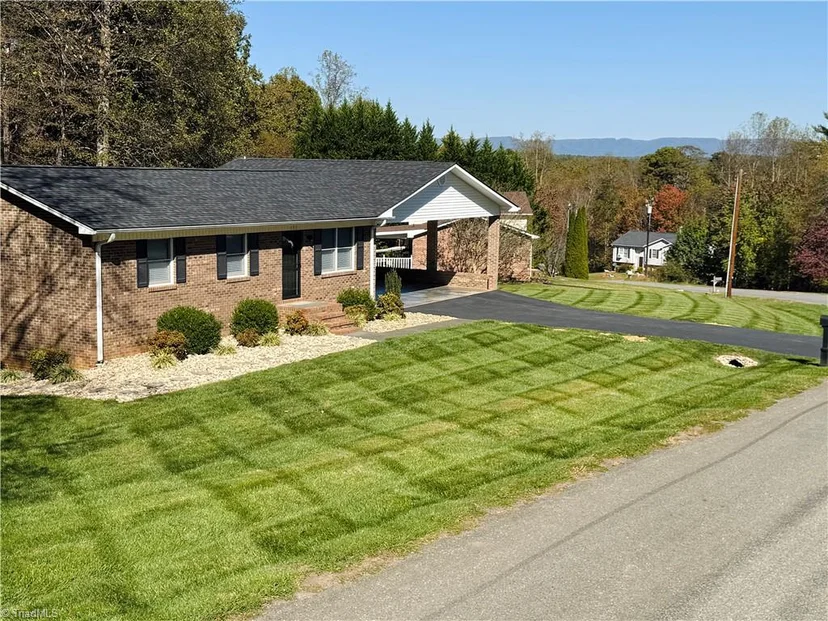 439 Oak Ridge Drive, photo 1 of 48
