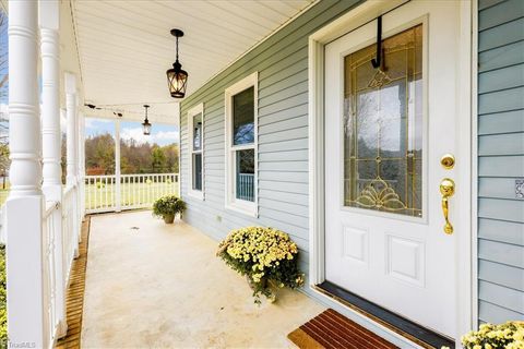 A home in Belews Creek