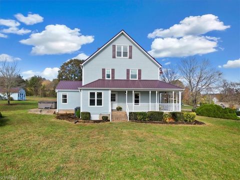 A home in Belews Creek