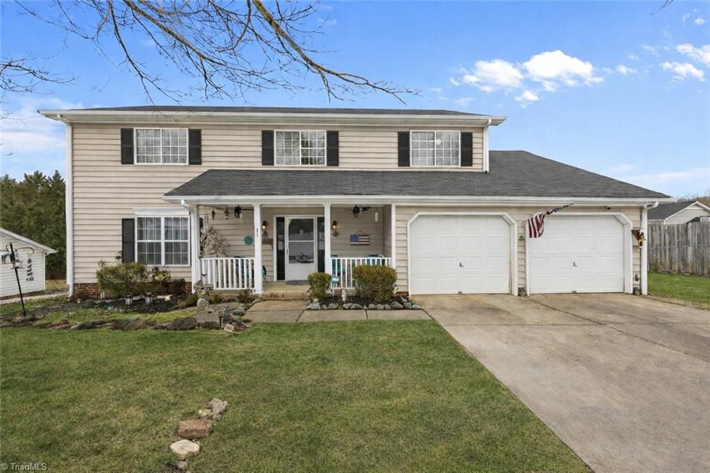 Photo of 3913 Colony Ridge Court, Jamestown, NC 27282 (MLS # 1207942)