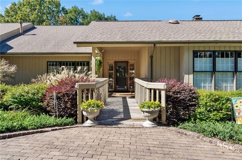 1307 Gilbrook Court High Point NC 27262