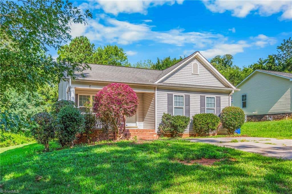 Photo of 430 Nash Avenue, Winston-Salem, NC 27101 (MLS # 1229570)
