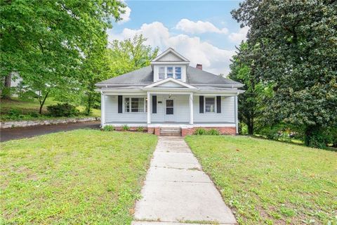 245 E Lebanon Street Mount Airy NC 27030