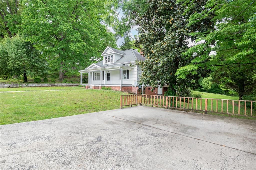 245 E Lebanon Street, Mount Airy, North Carolina image 15