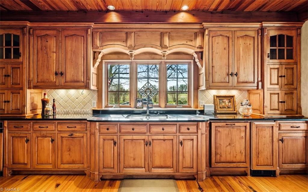 Browns Summit, North Carolina, 27214, United States, 4 Bedrooms Bedrooms, ,5 BathroomsBathrooms,Residential,Active,2036365