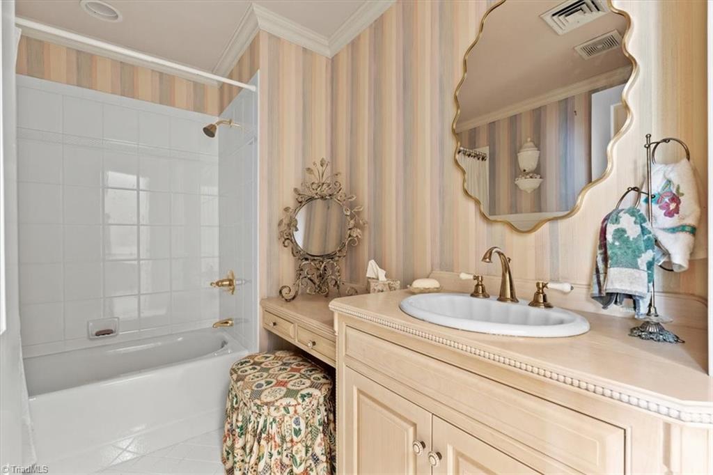 Browns Summit, North Carolina, 27214, United States, 4 Bedrooms Bedrooms, ,5 BathroomsBathrooms,Residential,Active,2036365