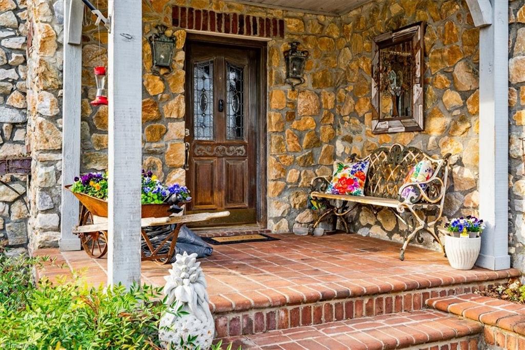 Browns Summit, North Carolina, 27214, United States, 4 Bedrooms Bedrooms, ,5 BathroomsBathrooms,Residential,Active,2036365